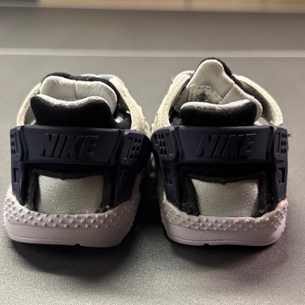 Nike Huarache Run Infant Toddler Shoes Size 3C White Black Gray Sneakers Baby - Picture 5 of 8